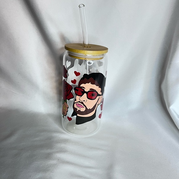 New never used bad bunny beer cup. - Picture 7 of 7